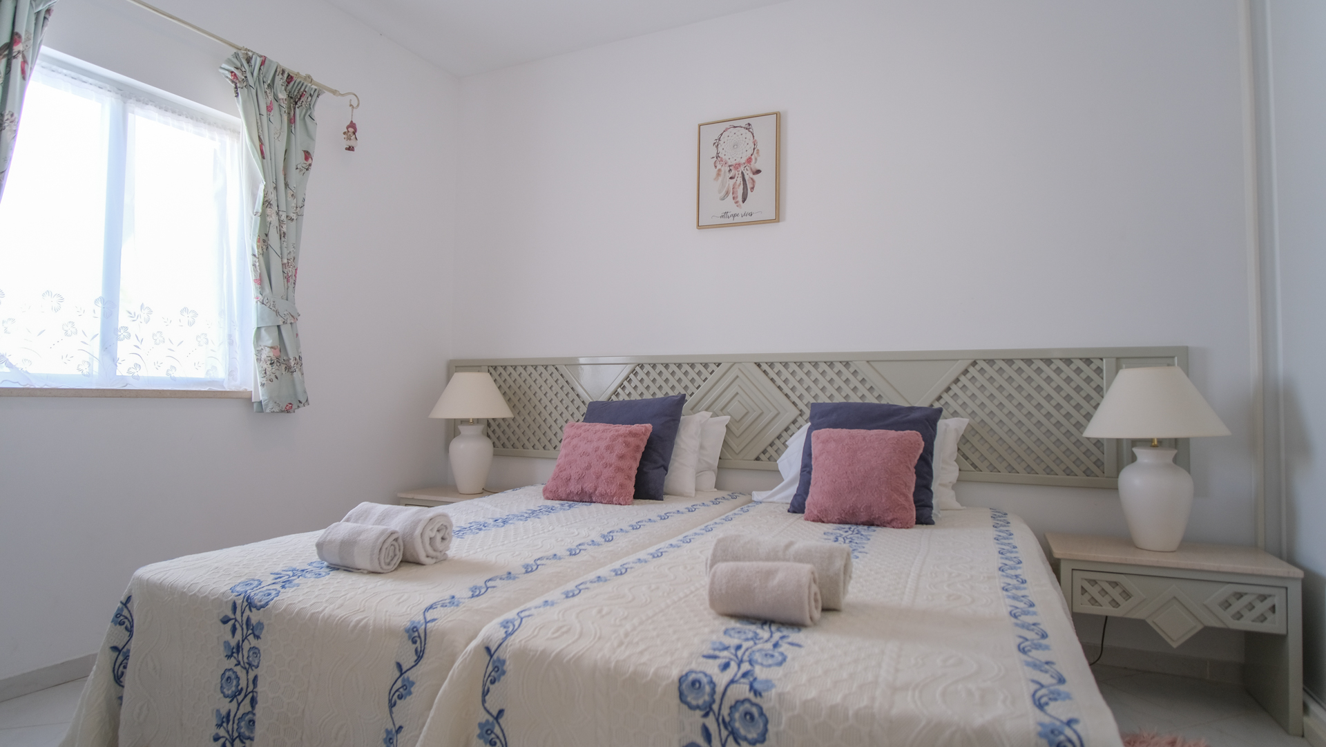 Tweede slaapkamer met twee bedden